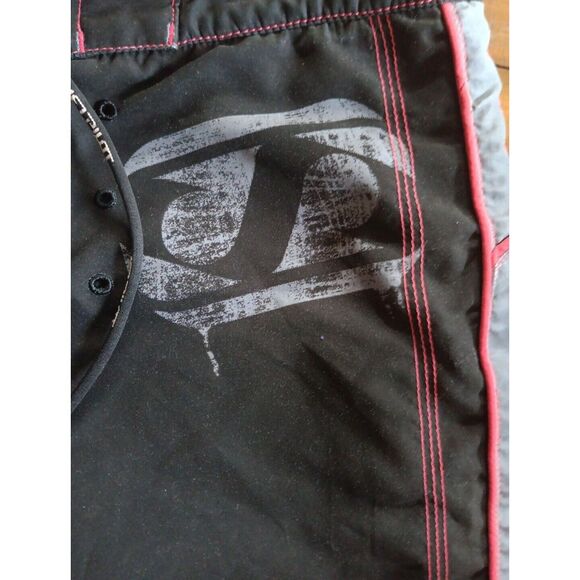 Jet Pilot Board Shorts 32 Black Red Swim Beach Coast Trunk Surf Outdoor Preppy‎ - Picture 2 of 9